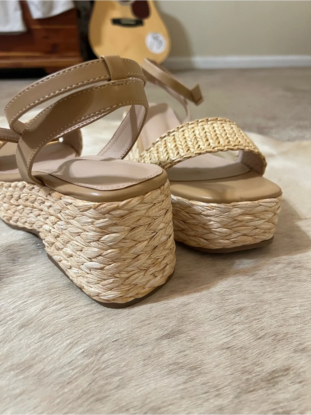 Womens Tan Woven Platform Sandals(worn once)